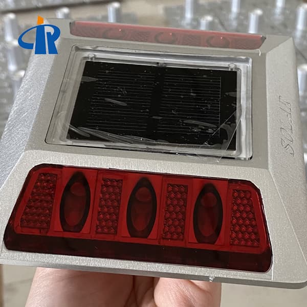 Red Solar Stud Lights For Motorway